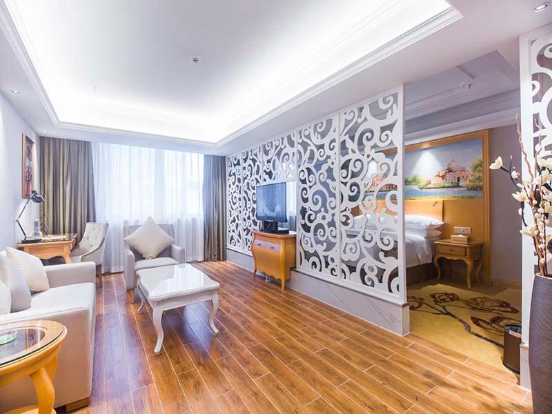 Vienna International Hotel Haikou West Bus Station Zewnętrze zdjęcie