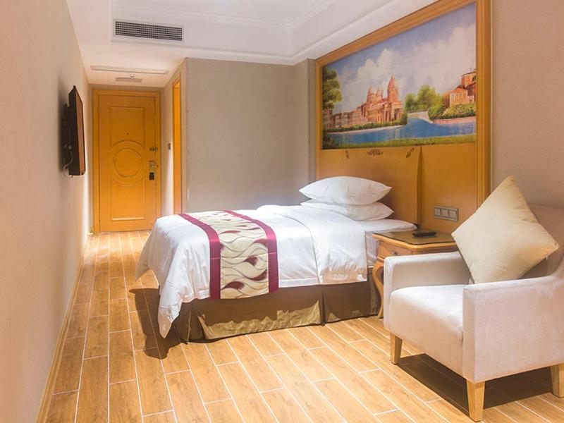 Vienna International Hotel Haikou West Bus Station Zewnętrze zdjęcie
